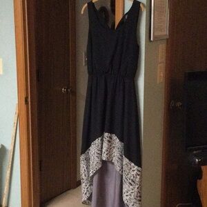 High low sleeveless dress